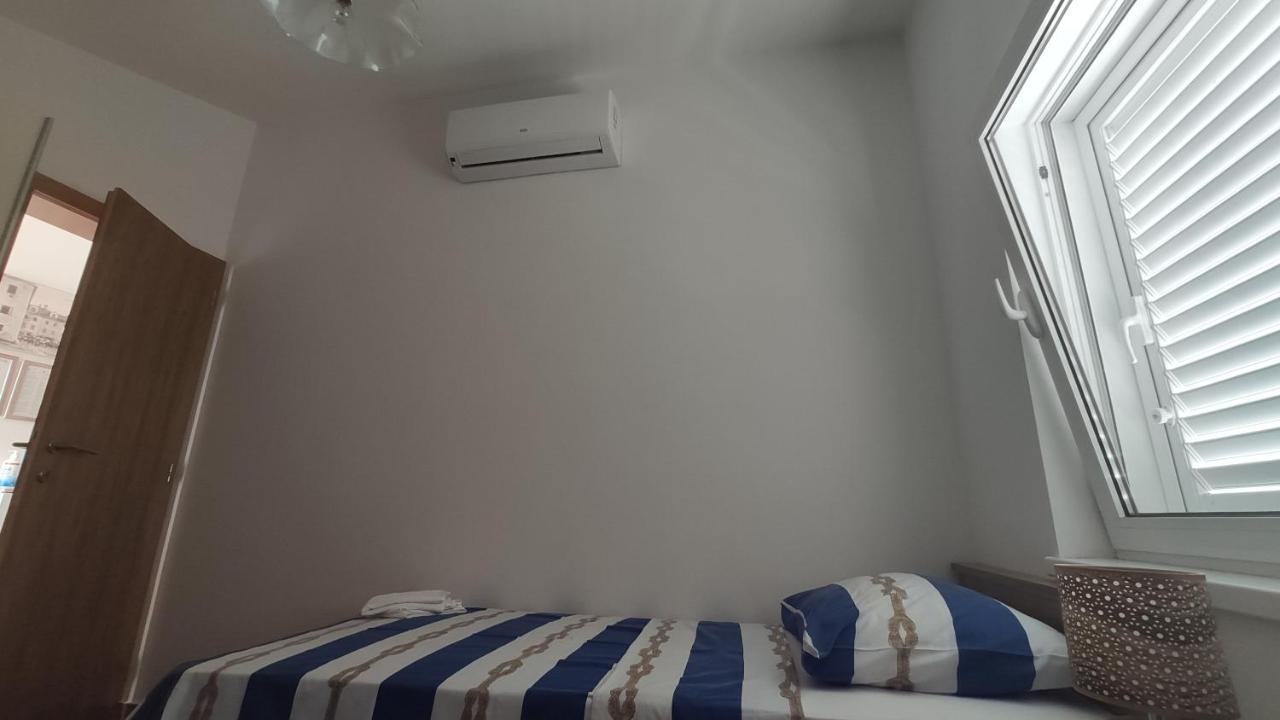 Apartmani Andrea 卡尔卢巴格 外观 照片